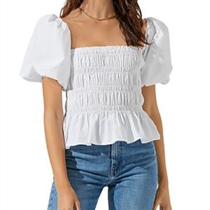 Astr White Puff Sleeve Blouse SIZE XS NEVER WORN!!!